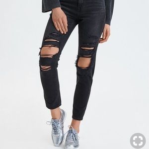 American eagle mom jeans size 2